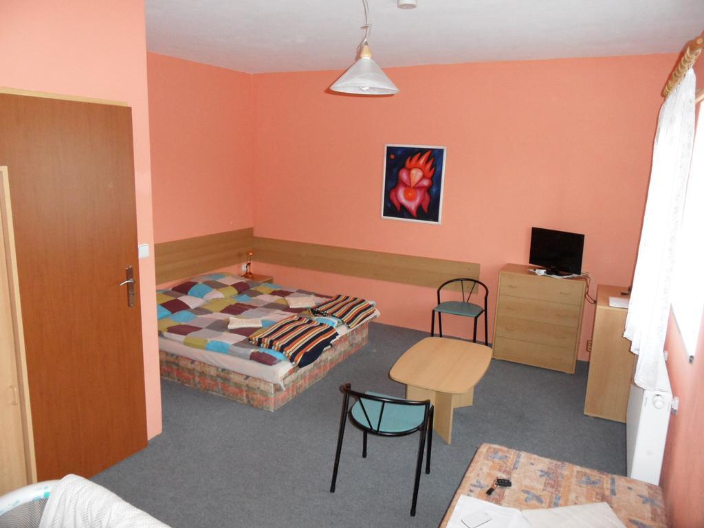 Penzion Skalíček Kunžak Habitación foto